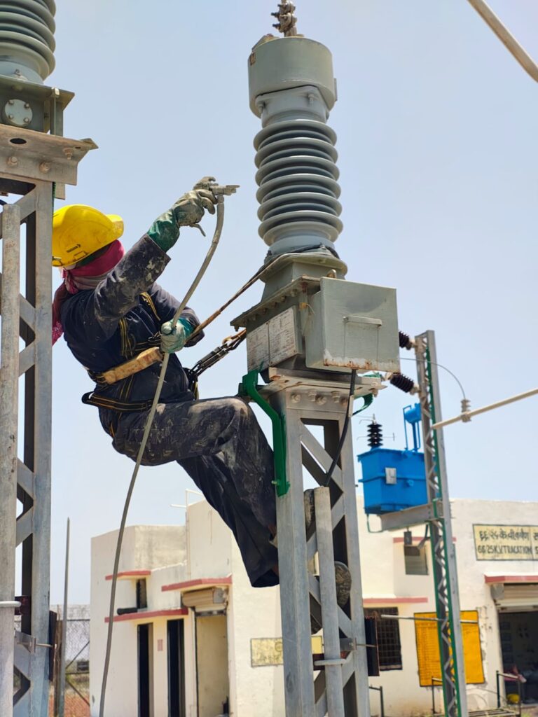 RTV silicone coating application on high voltage insulator