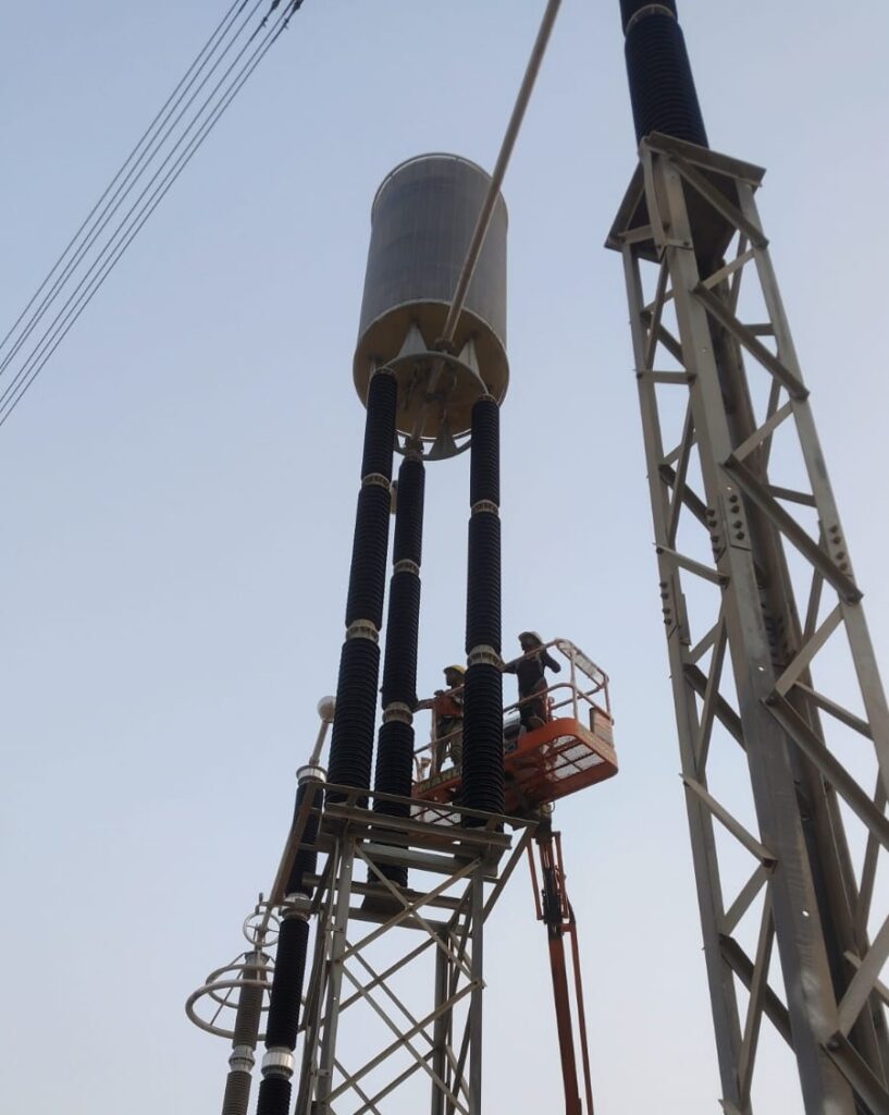 contaminated high voltage insulator before RTV coating
